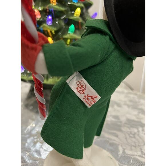 - Annalee Dolls Christmas 9 Inch Male Snowman in Top Hat - Picture 6 of 7